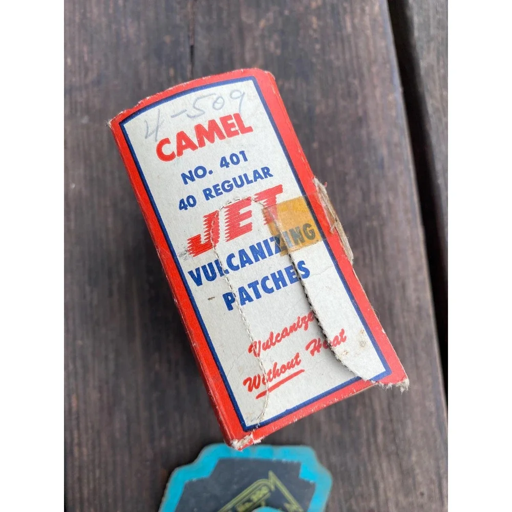 Vintage NOS 1940s-1950s Camel No. 401 Jet Vulcanizing Patches/tire patchesDispla